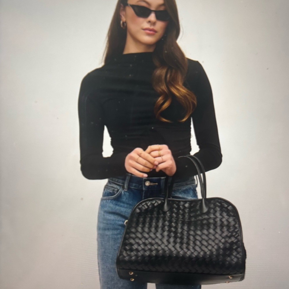 Urban Expressions Rhonda Black Woven Tote Bag - Picture 6 of 10